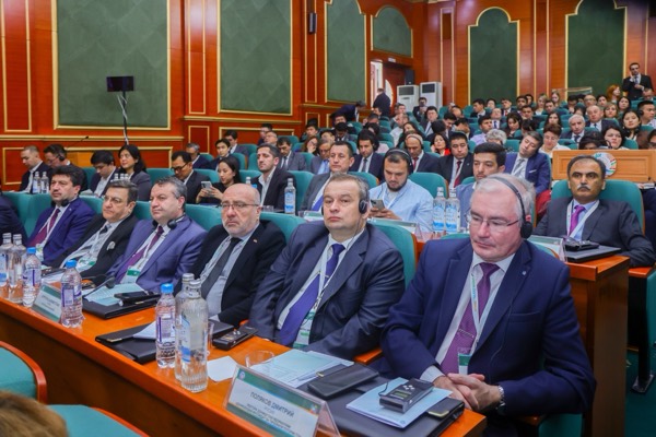 Церемония открытия Международного форума — 1Z9A2964 копия.jpg