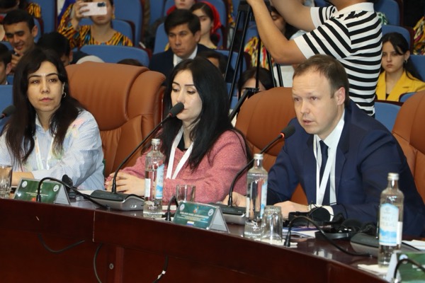 Бизнес-форум «Сотрудничество государства, науки и частного сектора в обеспечении устойчивого развития предпринимательства» — IMG_9872.jpg